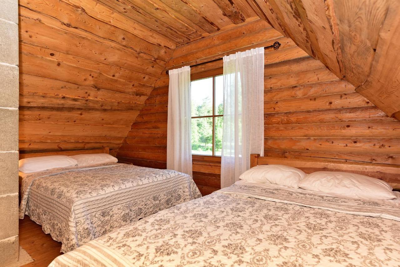 Vila Loreta - Namelis Su Pirtimi Dudoryne Bagian luar foto